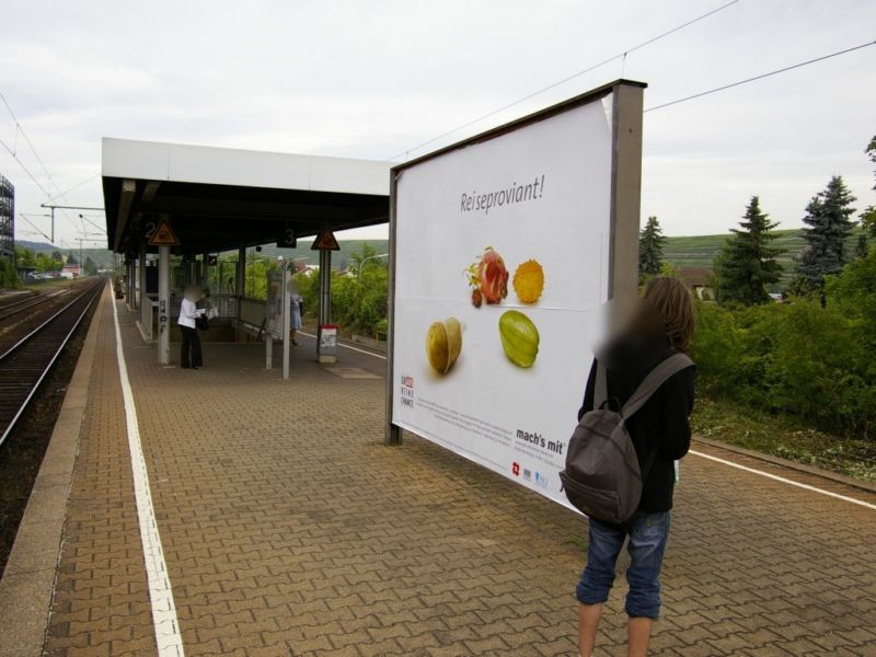 Bf, Bstg., geg. Bf rechts