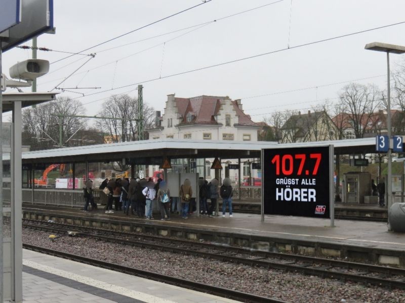 Bf, Bstg., Gleis 3, 2. Sto.