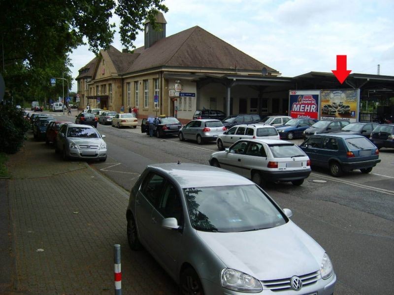 Bf Durlach, Vorplatz, 2. Sto.