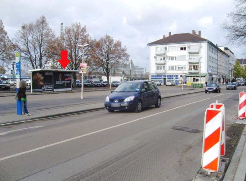 Bf, Vorplatz, Busbstg. 2, Wartehalle 2, VS