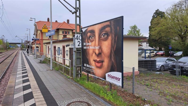 Bf Bad Schönborn-Kronau, Bstg., Gl. 1