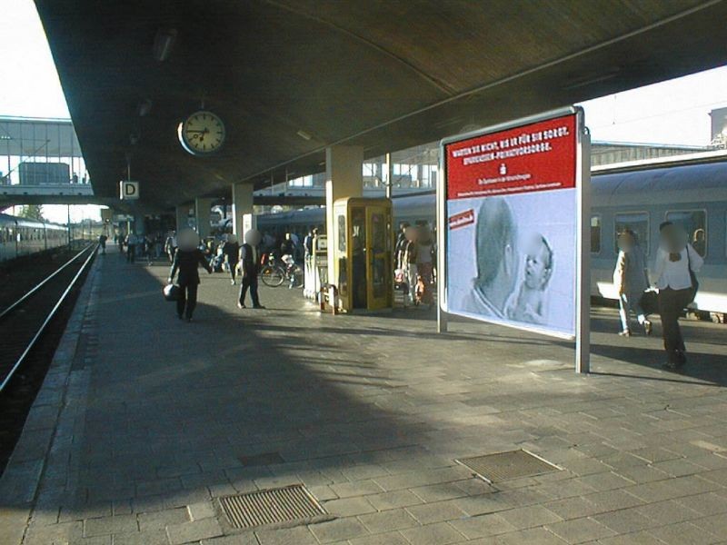 Hbf, Bstg., Gleis 8