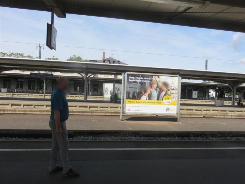 Hbf, Zwi.-Bstg., Gleis 5, 3. Sto.