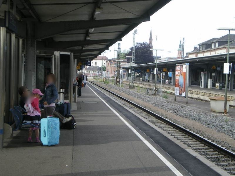 Hbf, Zwi-Bstg., Gleis 3, 2. Sto.
