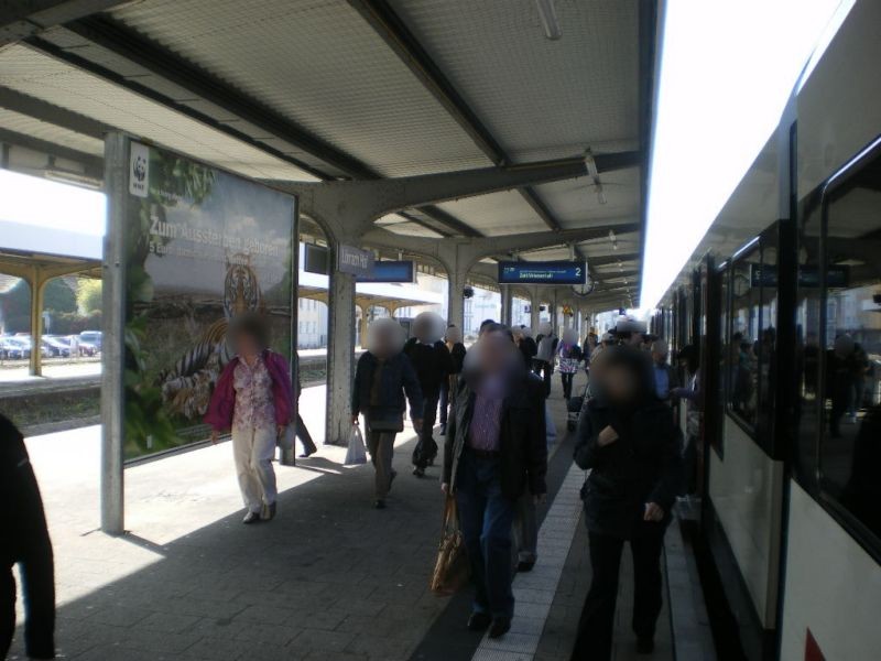 Hbf, Bstg., Gleis 2, 1. Sto.