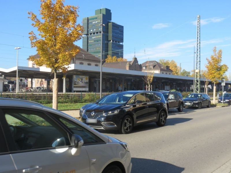 Hbf, Bstg., Gleis 3, 2. Sto.