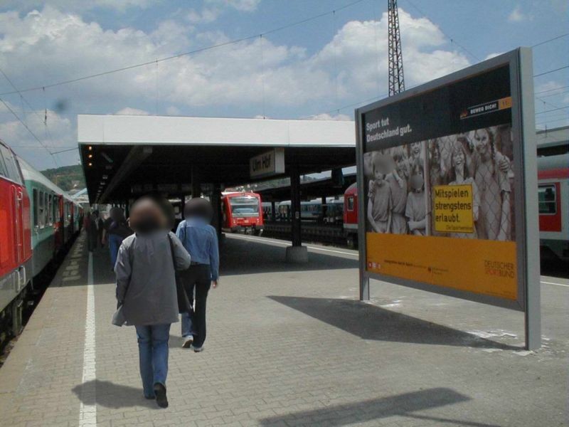 Hbf, Bstg., Gleis 8, 2. Sto.