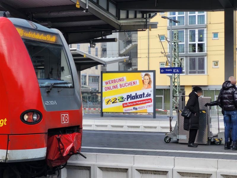 Bf Stadt, Bstg., Gleis 4, 2. Sto.