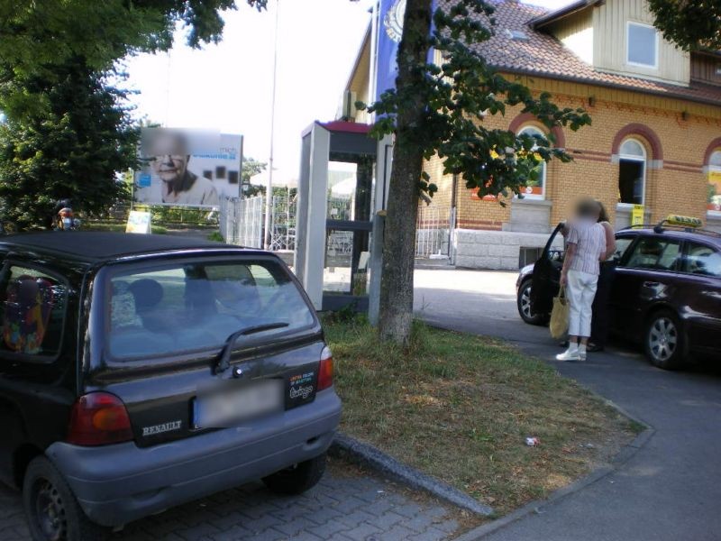 Bf, Am Bahnhof   1, Bstg. Gl. 1, Si. Busbf.