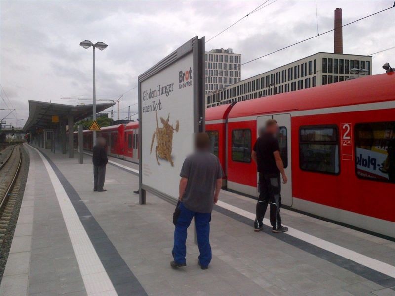 S-Bf Donnersbergerbrücke, Bstg., Gl. 4