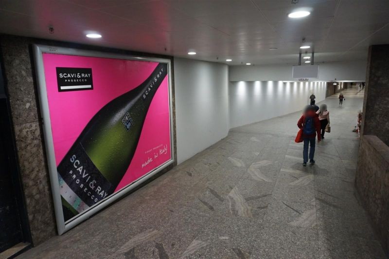 S-Bf Karlsplatz,Zw.-Ebene,Neuhauser Str.re.Treppe