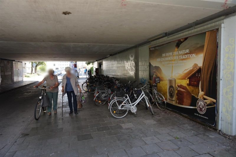 Schöttlstr. neb. Zug. S-Bf Mittersendling, 2. Sto.