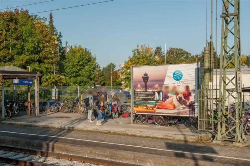 S-Bf Fasanerie, Bstg., Ri. München, 1. Sto.