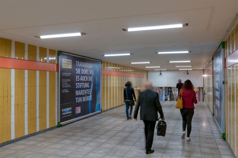 Petuelring Durchg. Schleißheimer Str. Ost li.