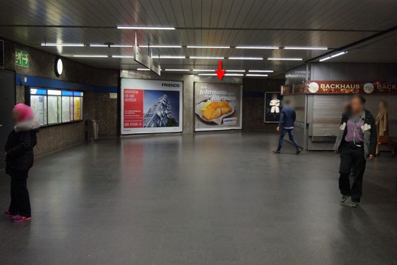 Odeonsplatz Nordkopf Ausg. Galeriestr.