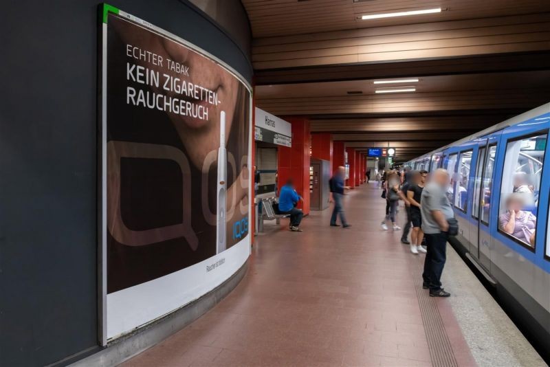 Harras/Bahnsteig mi. Gleis 2 Gebogen