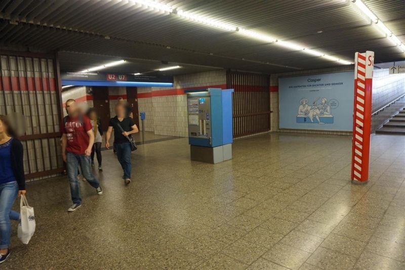 Karl-Preis-Platz/West/Claudius-Keller-Str. links