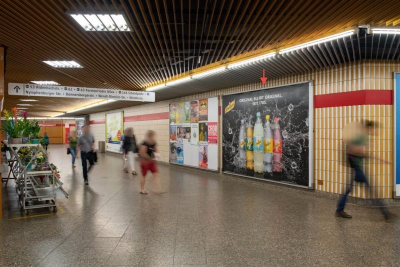 Rotkreuzplatz Halle geg. Kiosk 2. Sto.