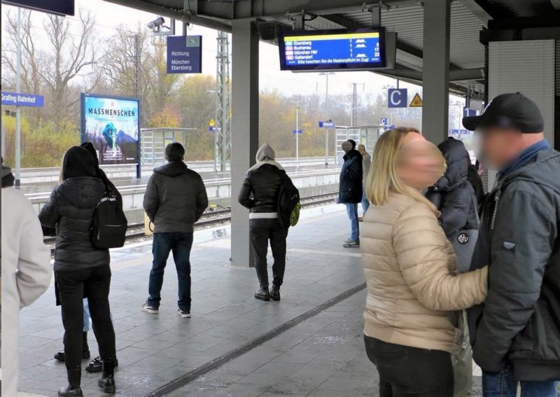 S-Bf Grafing, Bstg., Gleis 2, 1. Sto.