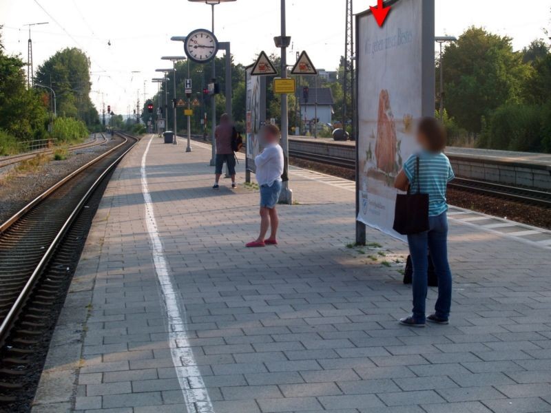 S-Bf Markt Schwaben, Bstg., Gleis 4, 2. Sto.