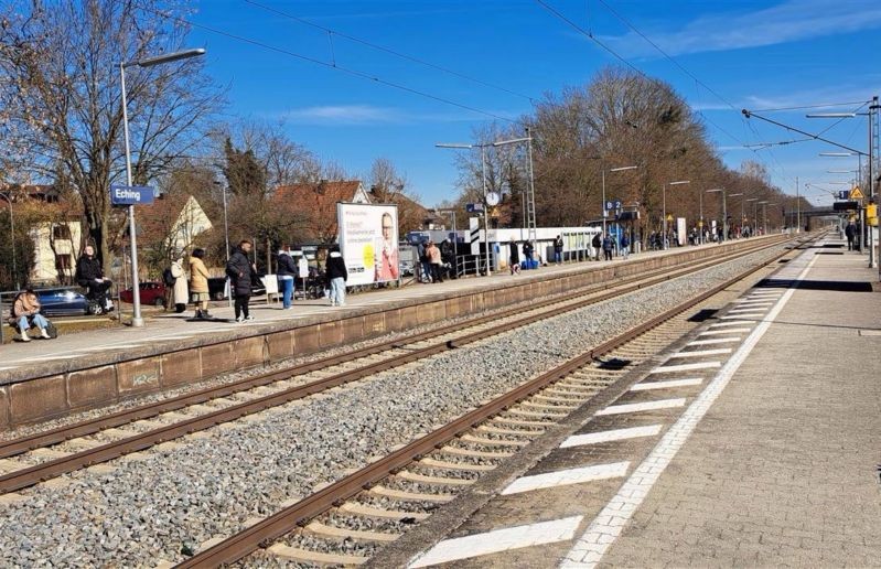 S-Bf Eching, Bstg., Ri. München, 1. Sto.