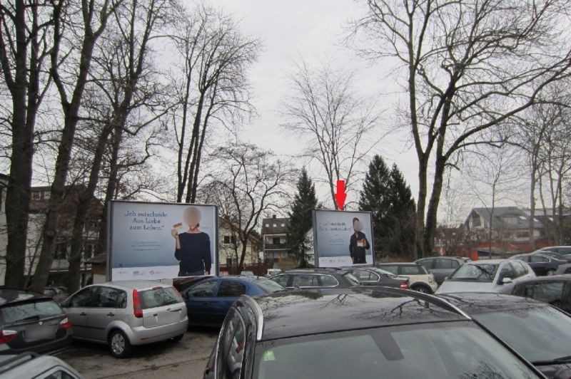 S-Bf Puchheim, P+R-Parkplatz, Si. Bstg.