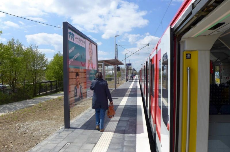 S-Bf Heimstetten, Bstg., Gl.1,  Ri. ED, 2. Sto.