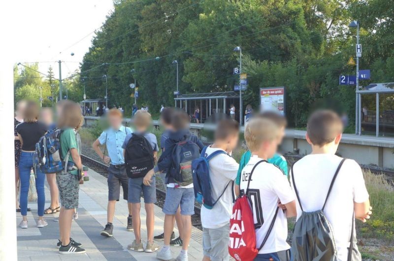 S-Bf Sauerlach, Bstg., Ri. München, 1. Sto.