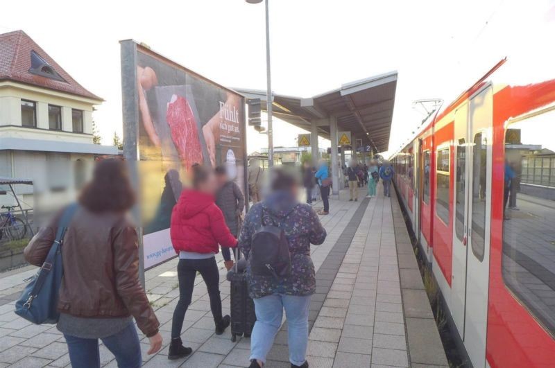 S-Bf Neubiberg, Bstg., Gleis 2, 1. Sto.