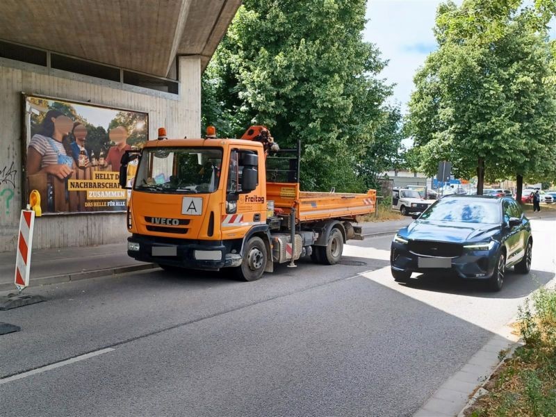 Straubinger Str./B8, 2. DB-Brücke sew.