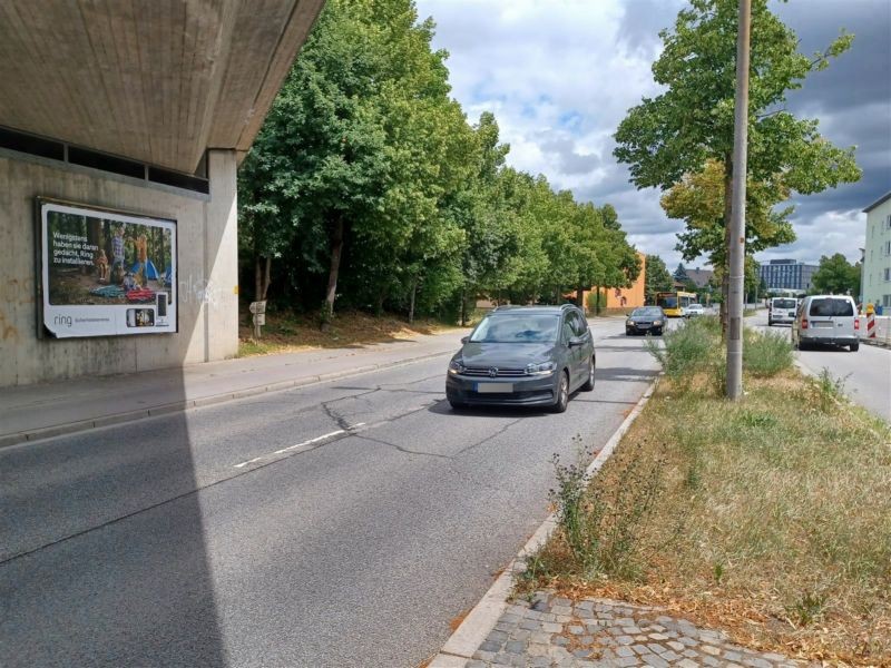 Straubinger Str./B8, 2. DB-Brücke saw.