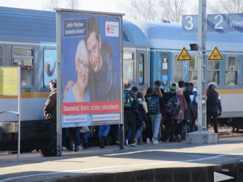 Bf, Bstg., Gl. 2/3, Mitte, Sicht Gl. 1/2