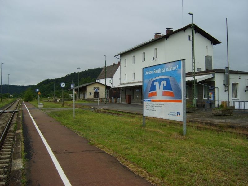 Bf, Bahnsteig, Si. Gl. 2+3, HGL