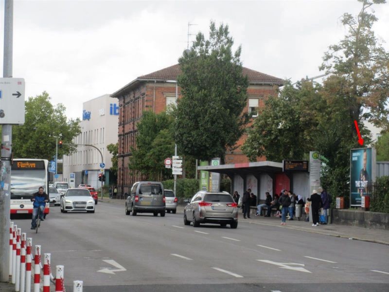 Ludwigstr. re. neb. Buswartehalle