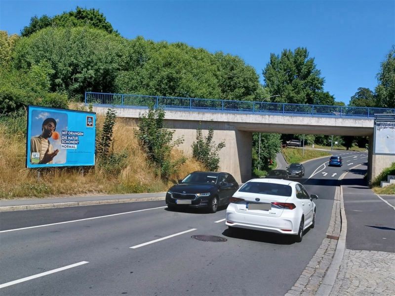 Hofer Str Ufg. li/Geschwister-Scholl-Str. geg.