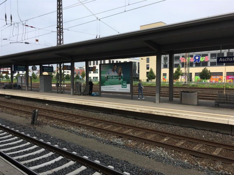 Hbf, Bstg., Gl. 7, 2. Sto.