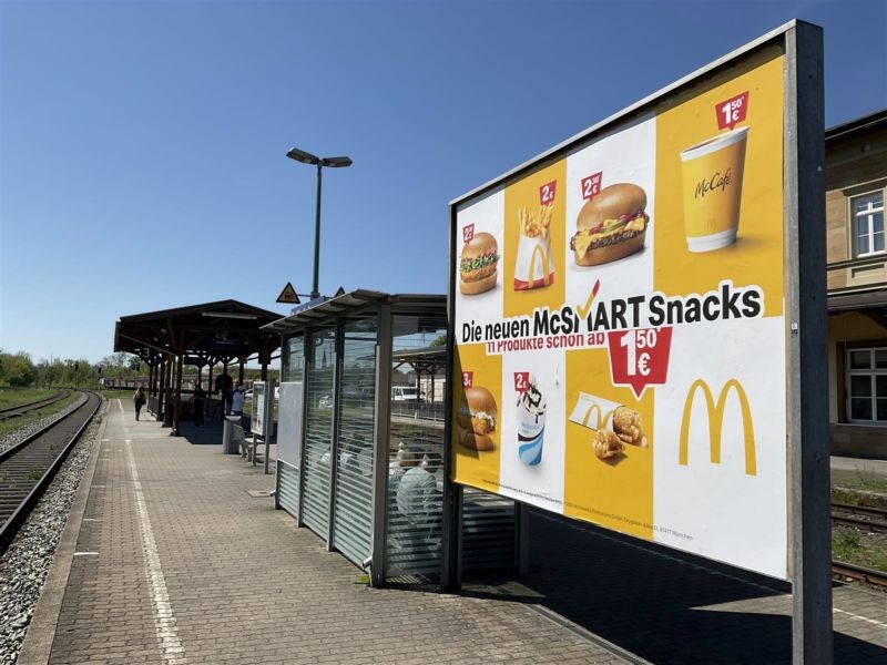 Bf, Bstg., Gleis 2/3, linke Seite RS