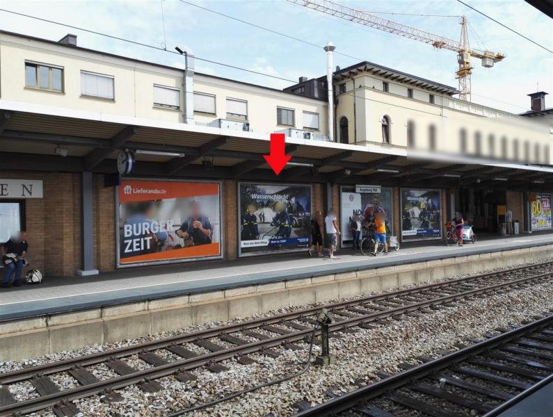 Hbf, Bstg., Gleis 1, 2. Sto. 02