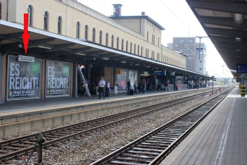 Hbf, Bstg., Gleis 1, 3. Sto. 01