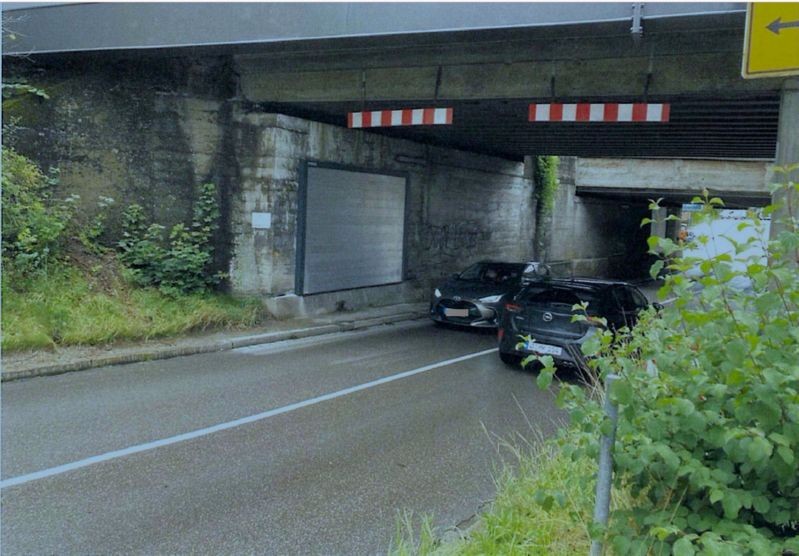 Hirblinger Str  UFG 1. Sto. saw.