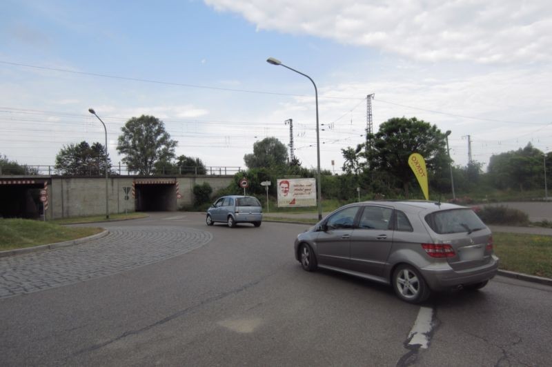 Dillinger Str. geg. Ufg. re/An der Westspange