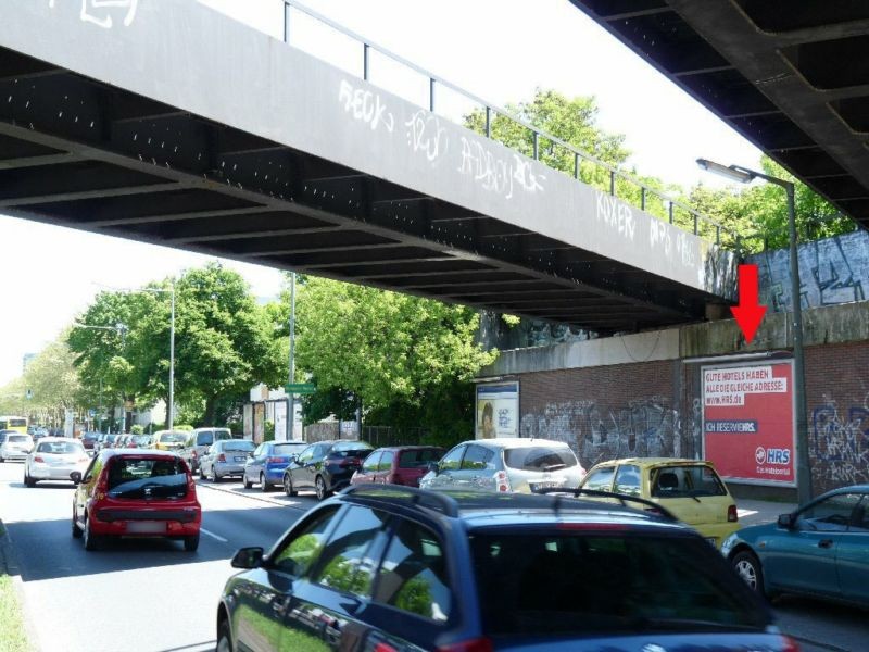Wilhelmsruher Damm,DB-Br, Ri.Dannenwalder Weg, 2 S