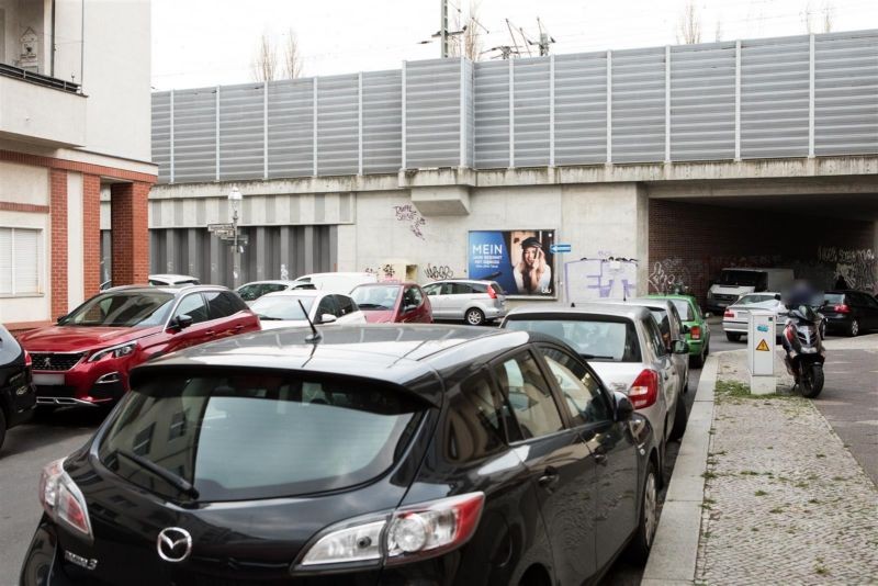 Dallgower Str./Staakener Str., li. vor Ufg.