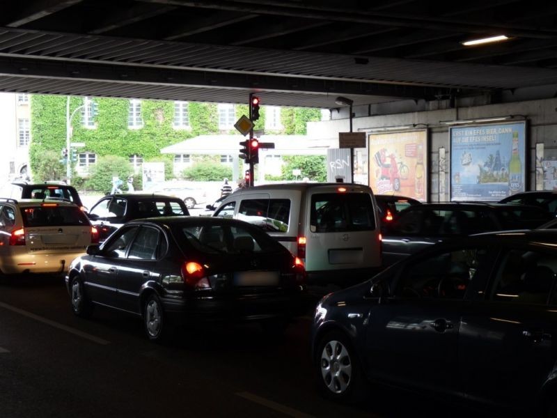 Klosterstr. Ufg./Ri. Rathaus Spandau/1. Sto.