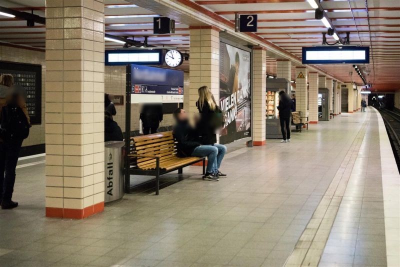 S-Bf Nordbahnhof ,Bstg., Gleis 2, 1. Sto.