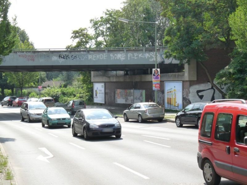 Schorfheidestr.,Ufg., RichtungRoedernallee, Einf.