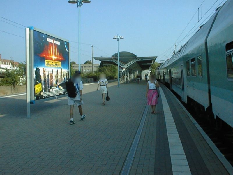 S-Bf Parkstr., Bstg., Gleis 1, 1. Sto.