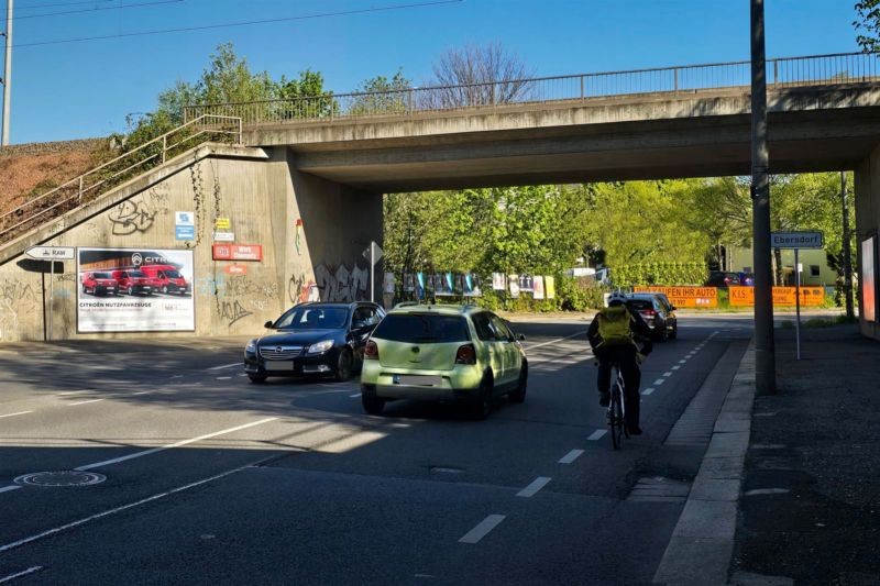Frankenberger Str.,vor Ufg. links,saw.