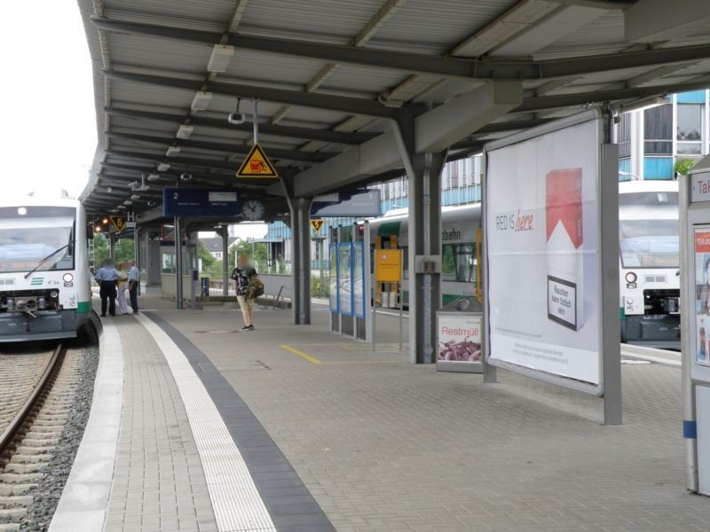 Oberer Bf, Bstg., Gleis 2, 1. Sto.