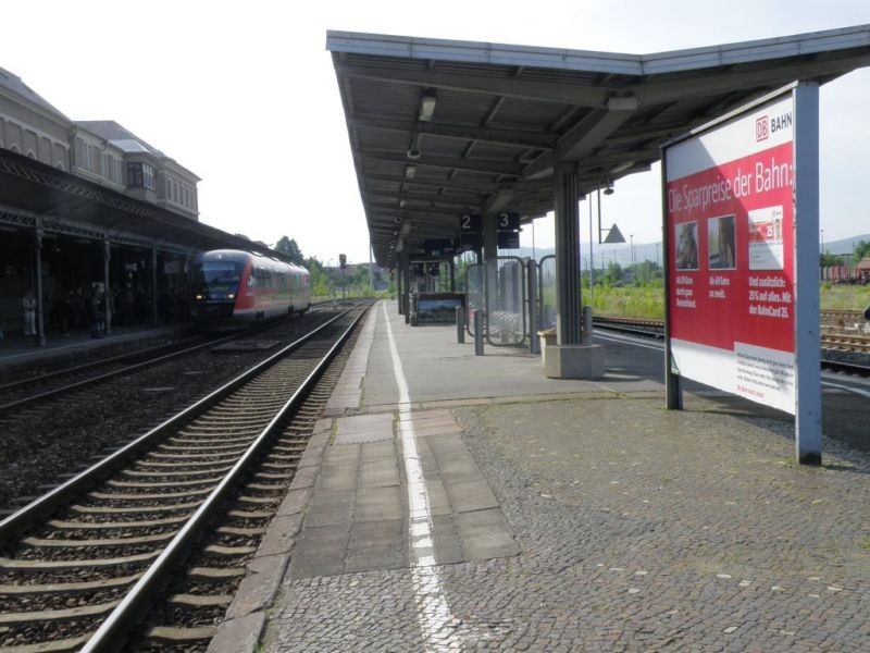 Bf, Bstg., Gleis 2, 2. Sto.